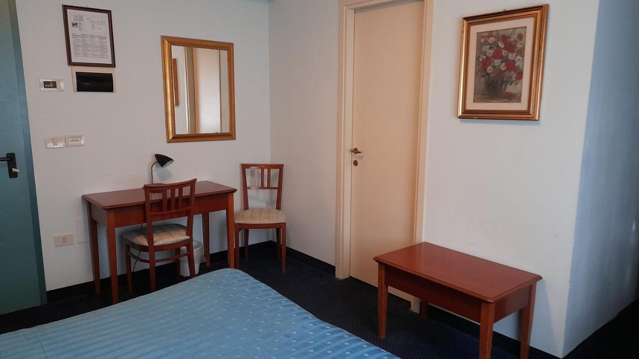 Hotel Tortorina Urbino Dış mekan fotoğraf